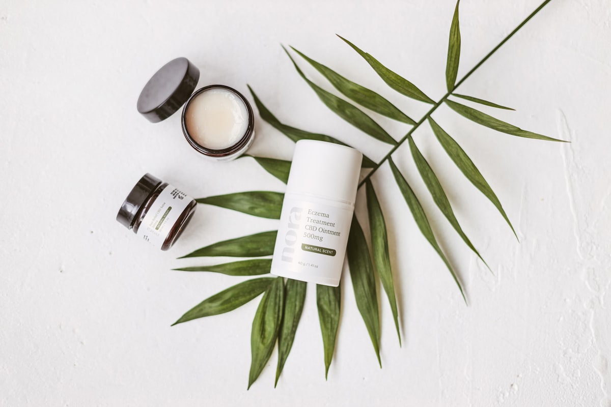 Hyaluronic acid hydration benefits for skin